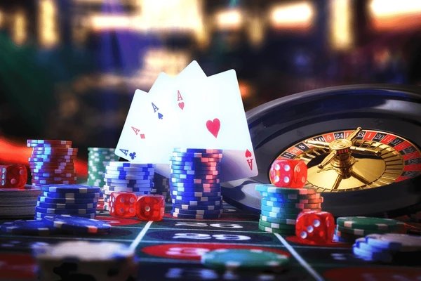 Arena Kerbau Menyerang bernuansa cyan